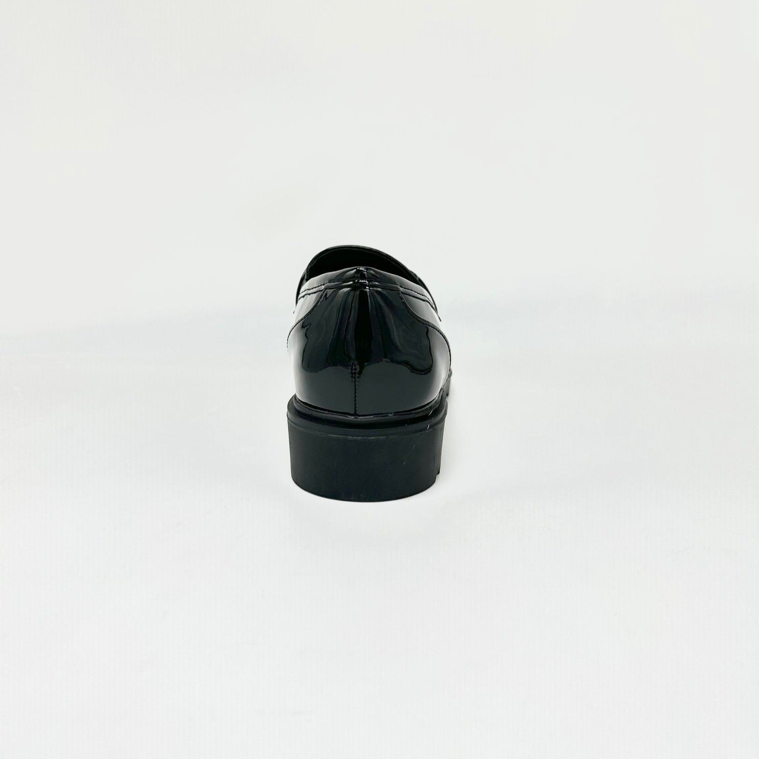 EXE 20-5055 Patent Buckle Loafers